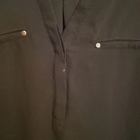 ⭐️DYNAMITE BLOUSE - Picture 8 of 11